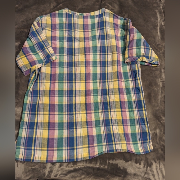 Fun Button Up Top - Picture 3 of 5